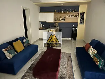 فرصة مميزة للسكن الراقي في منطقة الزاهية، فيلا مفروشة بالكامل بتصميم فاخر ومساحات واسعة، مع مسبح خاص