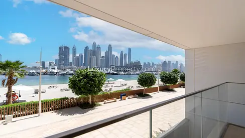 3 Beds Duplex | Private Beach Access | VOT