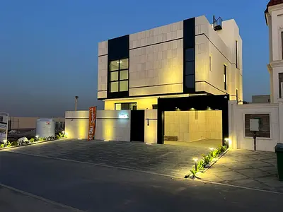 A luxurious villa with an elegant design and ideal spaces, at a special price including registration fees, directly on the main street.