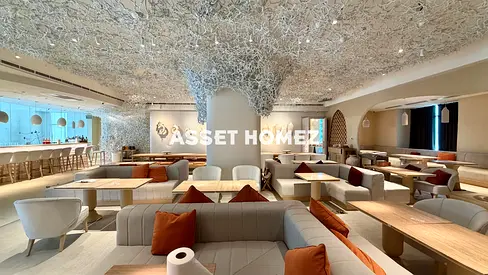 Below the Market | Restaurant | Prime Location