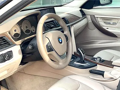 صورة مصغرة 15 لـ 2012 BMW 3-SERIES