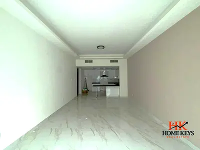 شقة غرفتين نوم مع غرفة خادمة | مُجددة بالكامل | Discovery Gardens | مساحة واسعة جداً