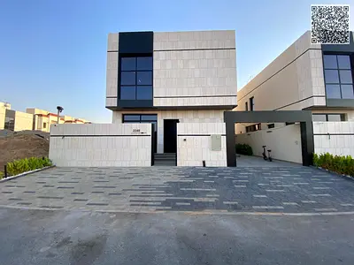 تصميم عصري بواجهة حجرية وتشطيبات شخصية والسعر يشمل رسوم التسجيل