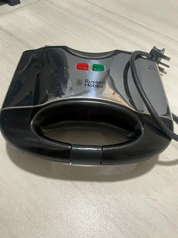 Russell Hobbs toasted sandwich maker