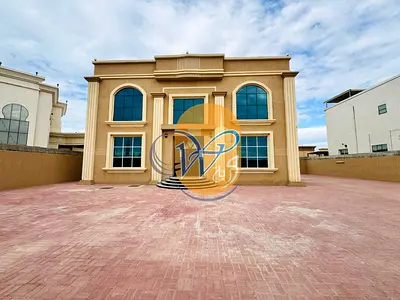 فيلا للإيجار بسعر منافس | مساحات كبيرة وموقع ممتاز