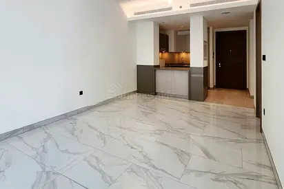 Podium Unit I Spacious I Ready To Move In