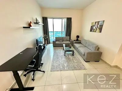 SPACIOUS 1BR FULLY FURNISHED l NEAR METRO