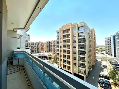 Fully Furnished | Closed Kitchen | Vacant