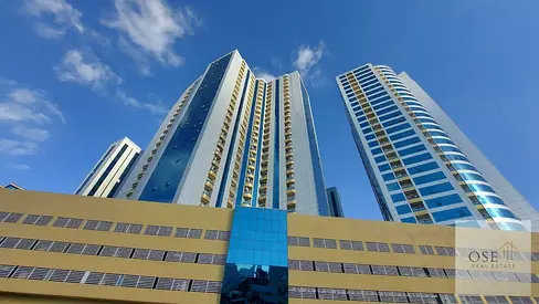 🏡 فرصة مميزة للبيع في أبراج أورينت تاور 🌊  امتلك الآن غرفة وصالة بإطلالة بحر جزئية داخل أبراج أورينت تاور، موقع مميز وسعر مغري ✨