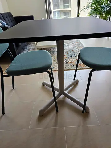Minimalist black dining table - excellent condition