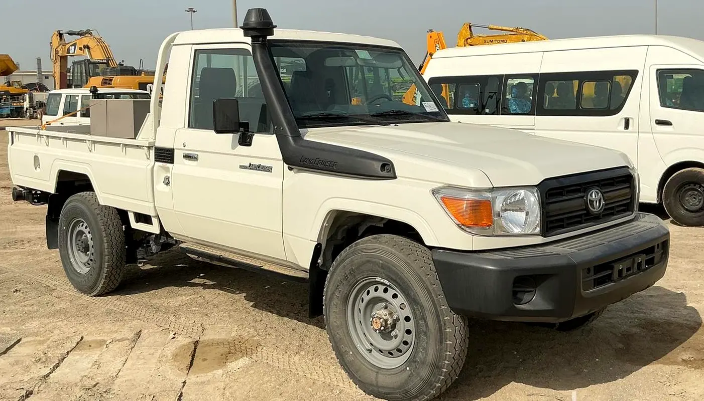 Toyota Land Cruiser 70 Series 2023 — photo 1 of 6