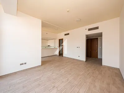 Spacious 2 BR plus Maid| Canal View|Prime Location
