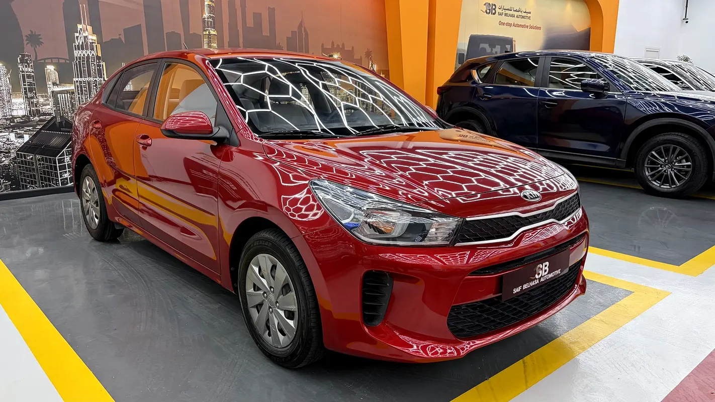 Kia Rio 2020 — photo 1 of 18