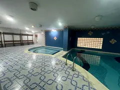 Free A/C, free pool, 2 spacious bedrooms, second tenant, prime location close to all services
