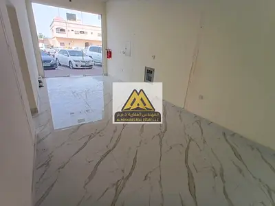 محل للإيجار في المويهات 3 عجمان بسعر 30000 على 4 دفعات