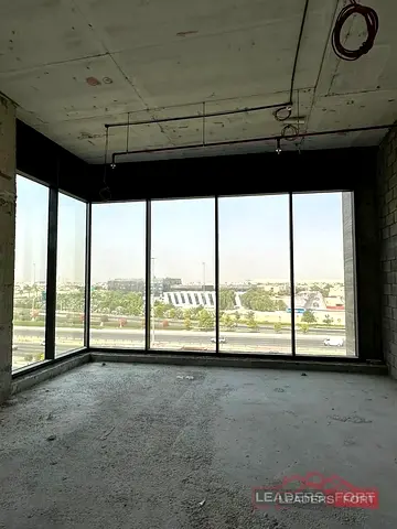 LUXURY OFFICE/PRIME LOCATION/BRAND NEW BUILDING