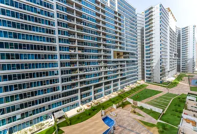 SPACIOUS LAYOUT | WITH BALCONY | READY TO MOVE IN