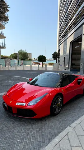 Ferrari 488 Spider, like new!