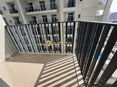 Studio Apartment | Balcony | Pool &amp; Downtown View