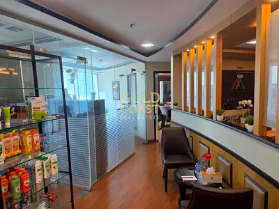 ULTRA LUXURY OFFICE | LARGE LAYOUT | FULLY FURNISHED | 4 PARKING | VACANT