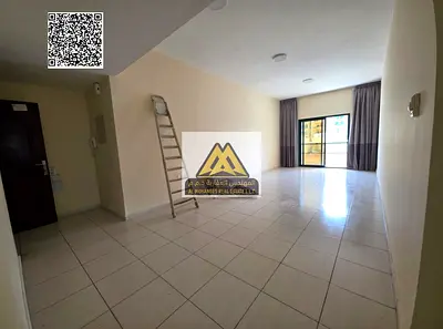 A distinctive apartment with a large area and a vibrant location, providing comfortable accommodation with a good view and close proximity to services