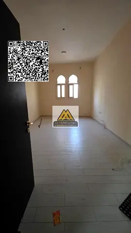 غرفة نوم واحدة وصالة معيشة منفصلة  حمامان (غرفة نوم رئيسية)  شرفة واسعة  مطبخ كبير بتشطيبات راقية  مبنى نظيف وهادئ مع خدمات صيانة  السعر: ٢٨,٠٠٠ درهم