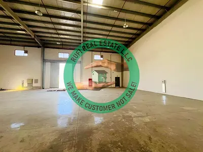Warehouse For Rent in Umm Al Quwain