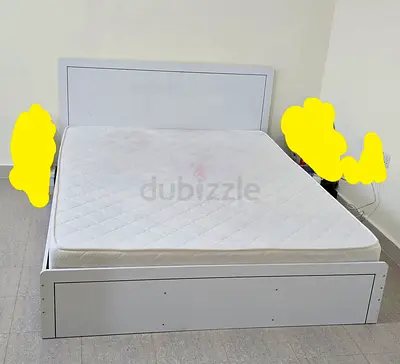 Queen size bed mattress 150x200 , 2 months used only