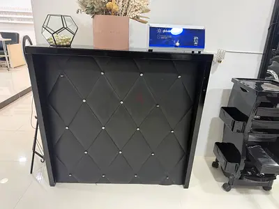 Reception desk