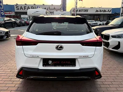 صورة 5 لـ 2024 Lexus UX-SERIES
