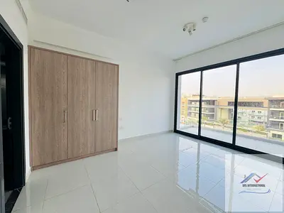 LARGE LAYOUT | MULTIPLE OPTIONS | VACANT NOW