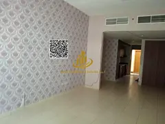 Real shot from the owner – High floor studio for immediate sale at a great price