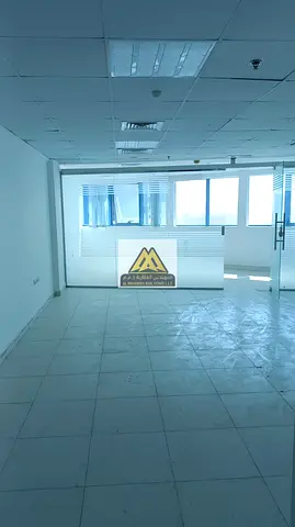 محل  تجاري موقع مميز بتصميم عملي وجاهز للاستخدام المناسب ومناسب لصيانة الدوري على المالك