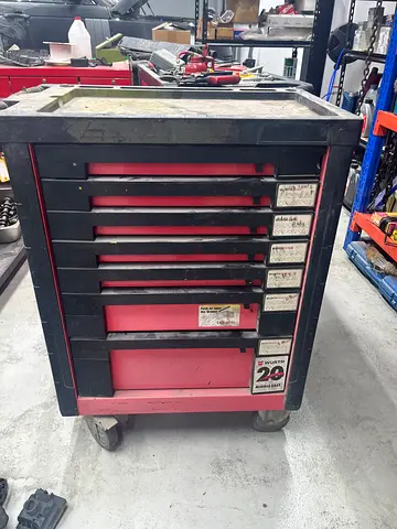Empty trolley tools box