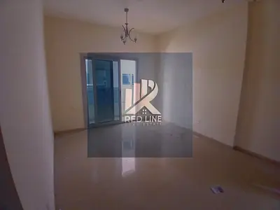غرفة وصالة بمساحة مميزة 🌅 إطلالة مفتوحة  🛁 1 حمام + بلكونة ❄️ تكييف مركزي 🔥 غاز مركزي  💰 السعر: 36,000 درهم سنوياً 💳 الدفعات: 6  🔢 رقم الشقة: 60