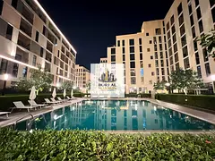 1 BR with Balcony + 2 Bath • Huge Size •Ready to Move