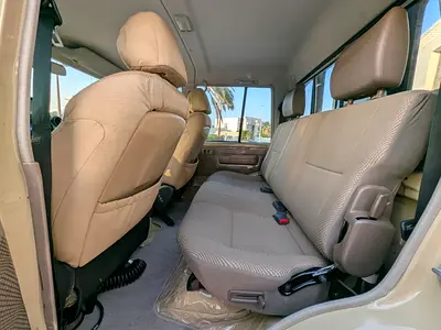صورة 13 لـ 2016 Toyota LAND CRUISER 70 SERIES