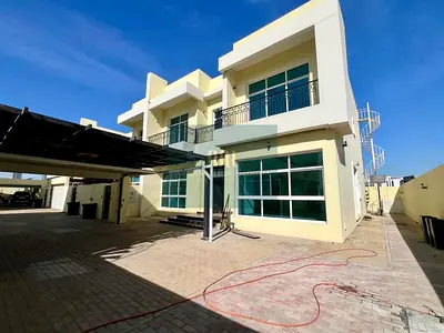 CORNER VILLA | 5BR ENSUITE+MAIDS| SEMI DETACHED