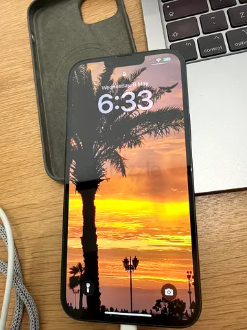 iPhone 14 Max Plus - Good Condition, Comes with Case, 256 gB