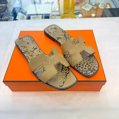 Hermes Authentic Multicolor Leather Slide Sandals with Animal Print Insole - 39.5