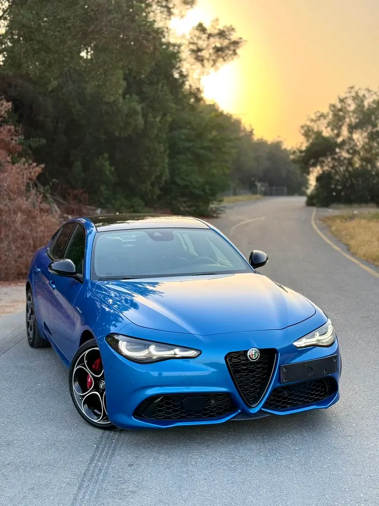 Alfa Romeo Giulia 2024 — photo 1 of 20