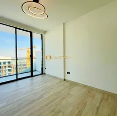 STUDIO/BRAND NEW/SPACIOUS/POOL VIEW/MODERN