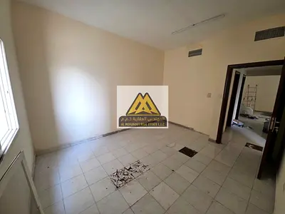 شقة غرفتين وصالة مع بلكونة في الراشدية