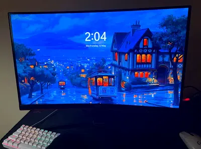 27-inch 144hz 1 ms Curved Monitor in Good Working Condition