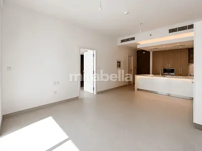 Fitted Kitchen | High Floor | Vacant