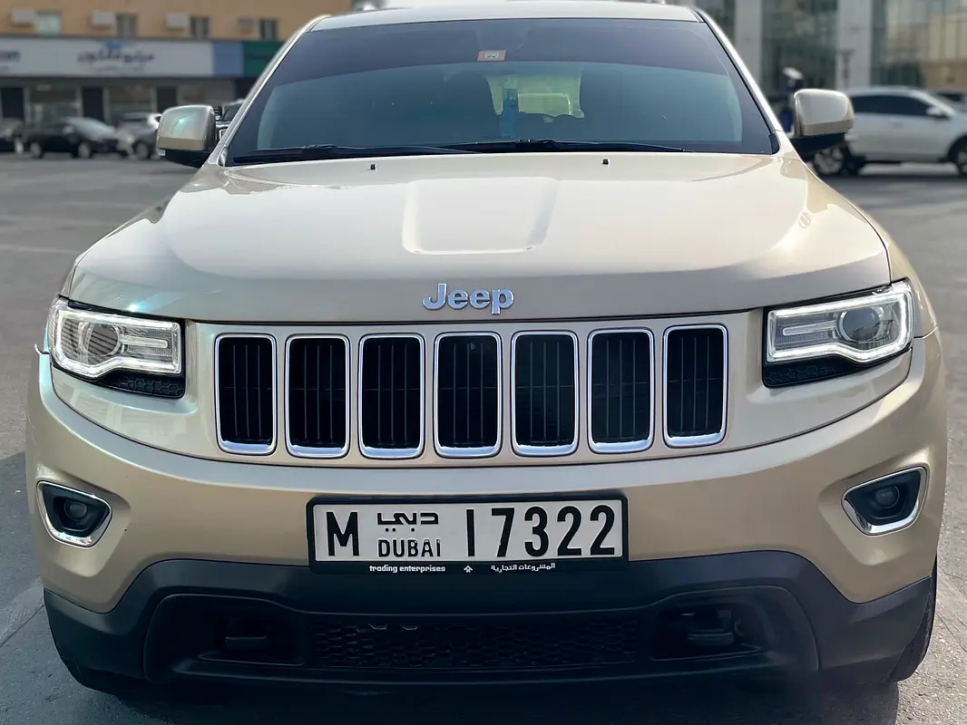 Jeep Grand Cherokee 2014 — photo 1 of 17