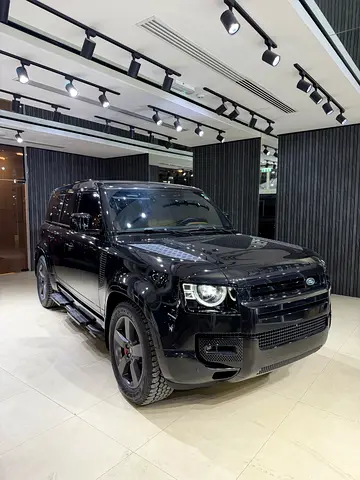 2024 Land Rover Defender 110 X-Dynamic SE (P400) - GCC Specs - Brand New