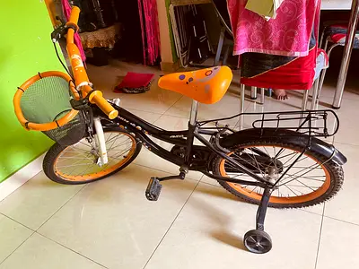 12-16 inch Kids Bicycle with Training Wheels and Basket - Good Condition