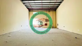 **🏭 Ready to move // 3,015SQFT Warehouse For Rent in Emirates Modern Industrial Area, Umm Al Quwa