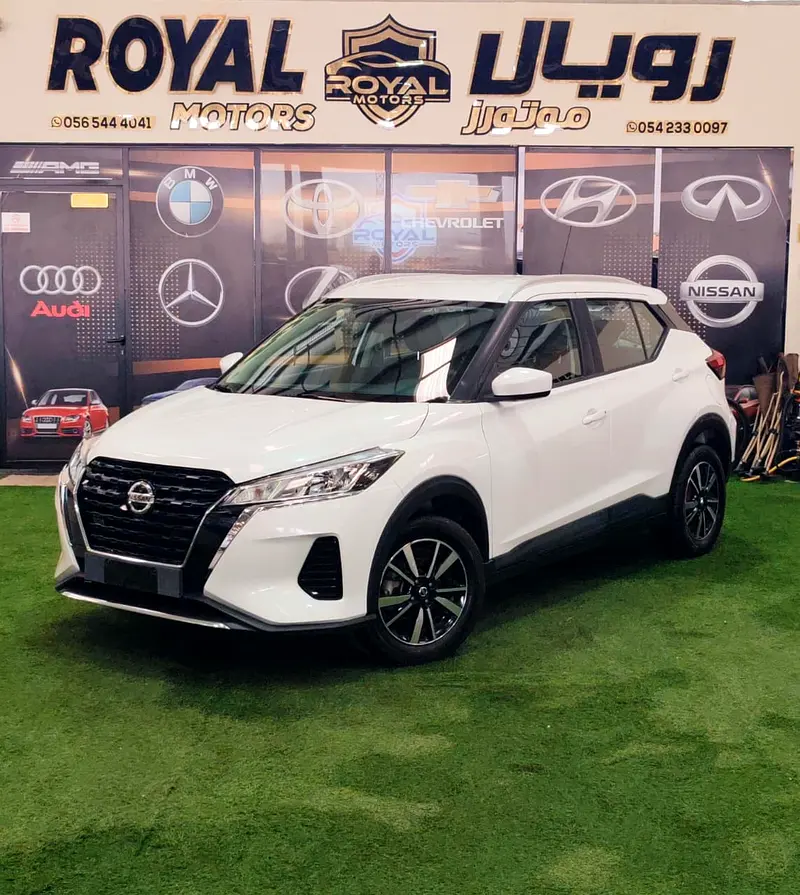 Nissan Kicks 2022 — photo 1 of 19